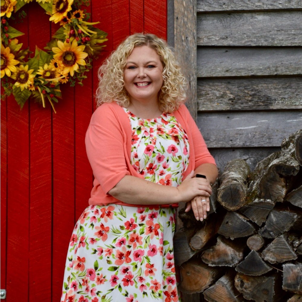 Meet your Posher, April